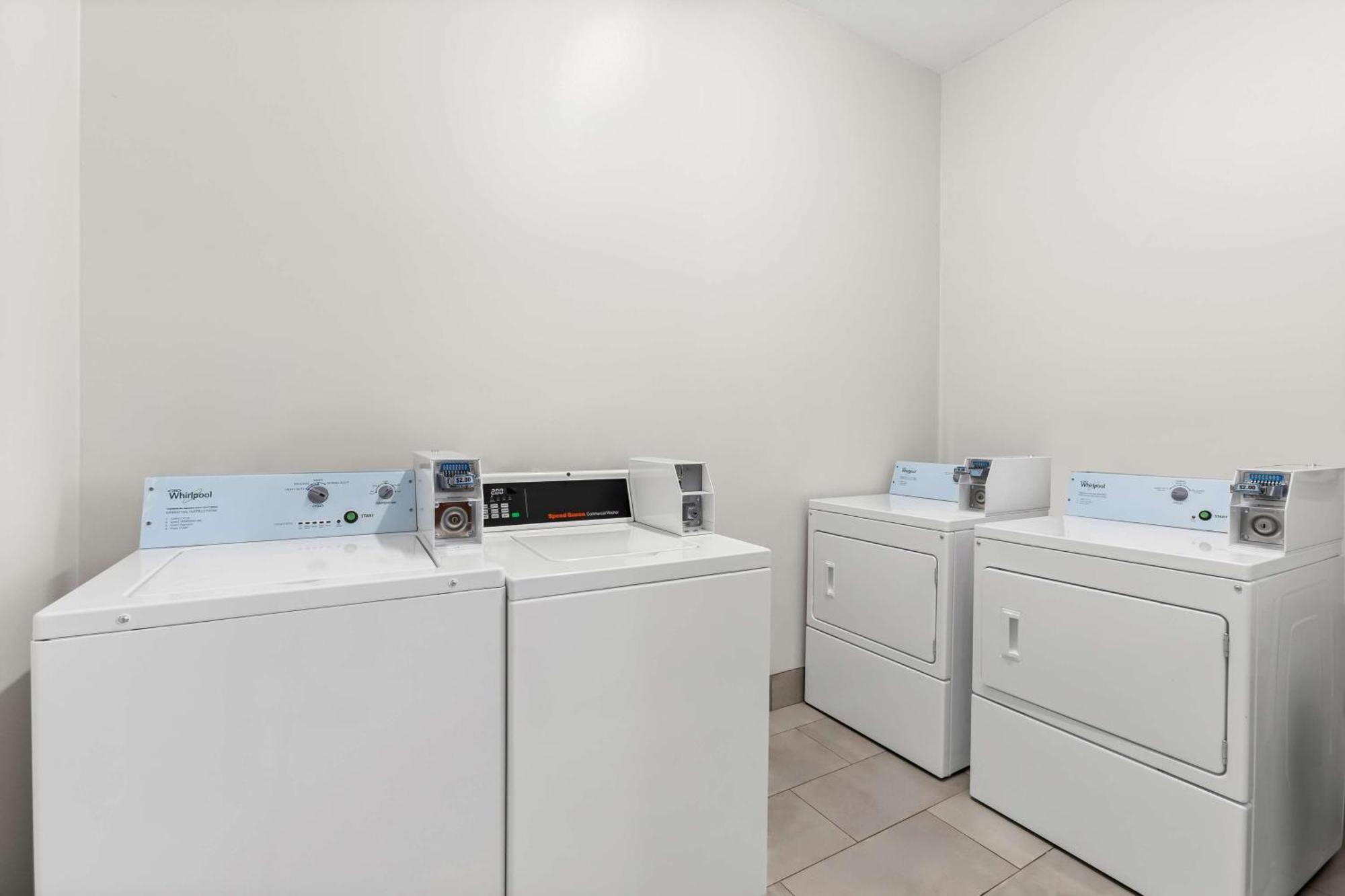 Sonesta Essential La Porte Exterior photo