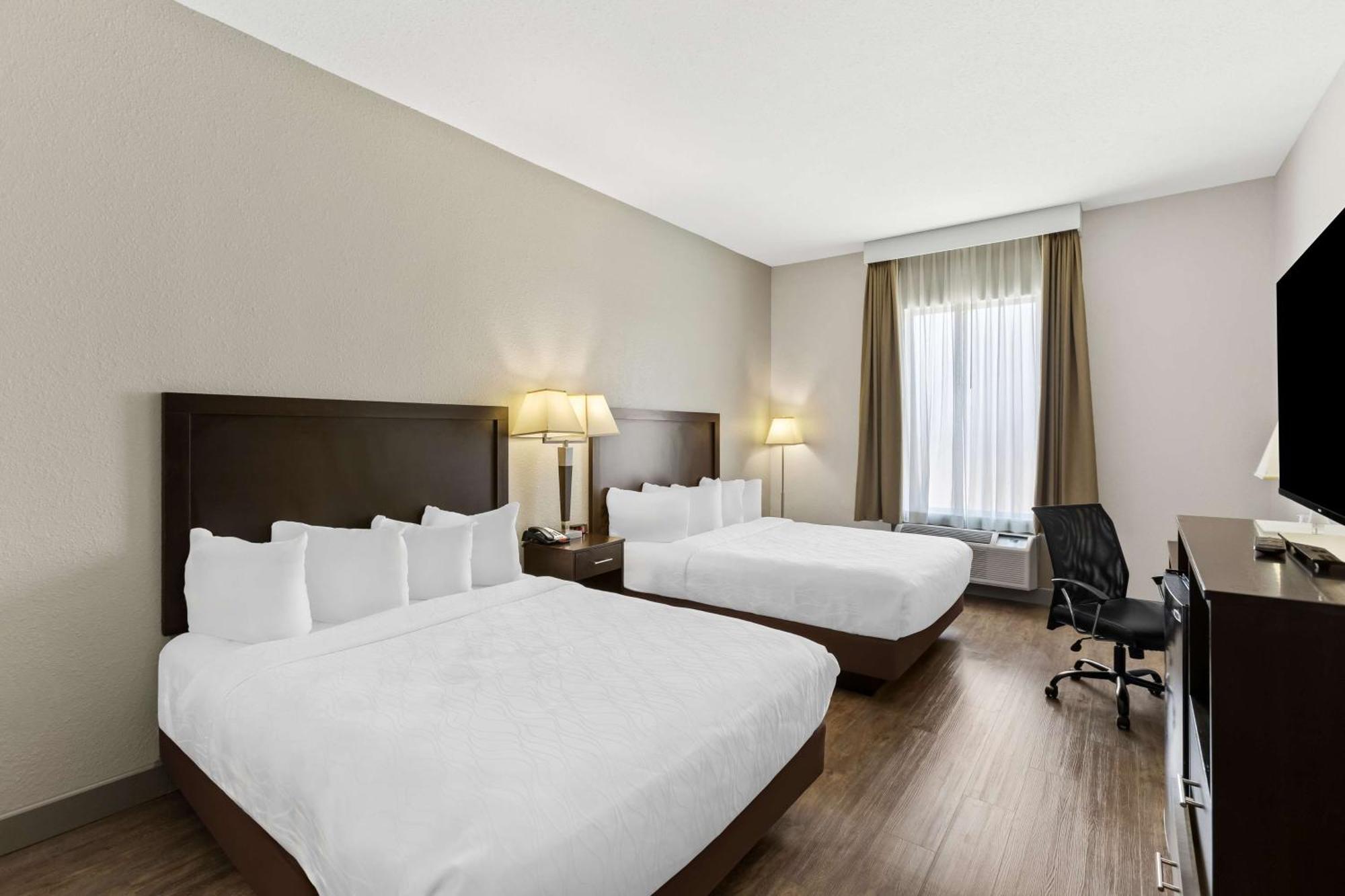 Sonesta Essential La Porte Exterior photo